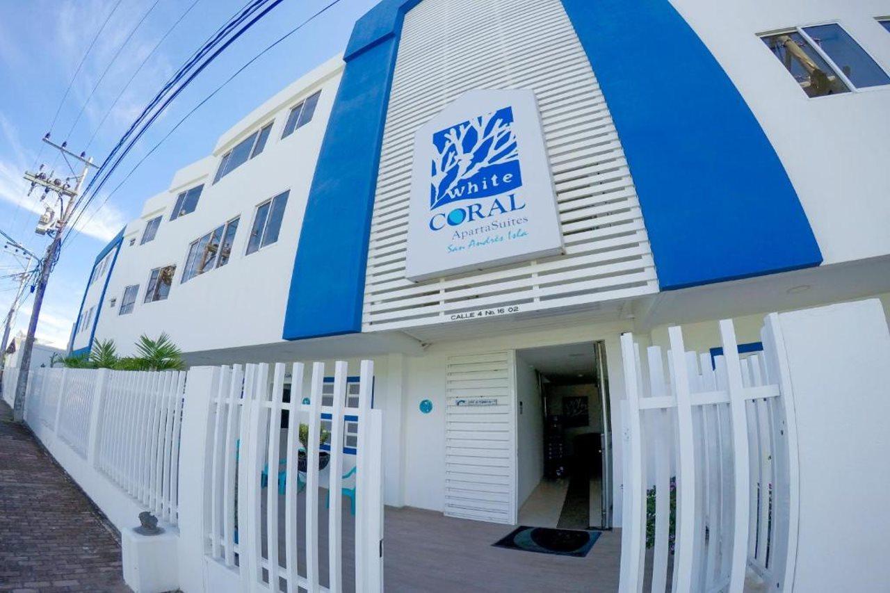 White Coral Apartasuites San Andrés Dış mekan fotoğraf